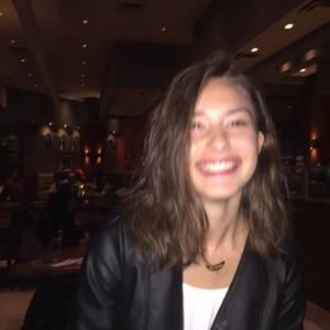 Meet your Posher, Alessandra